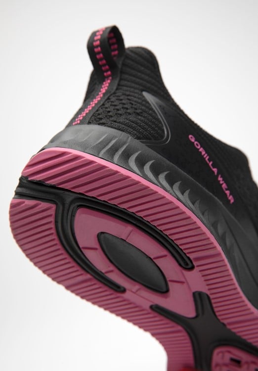 Milton Training Shoes Black/Fuchsia