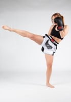 Piru Muay Thai Shorts White/Black
