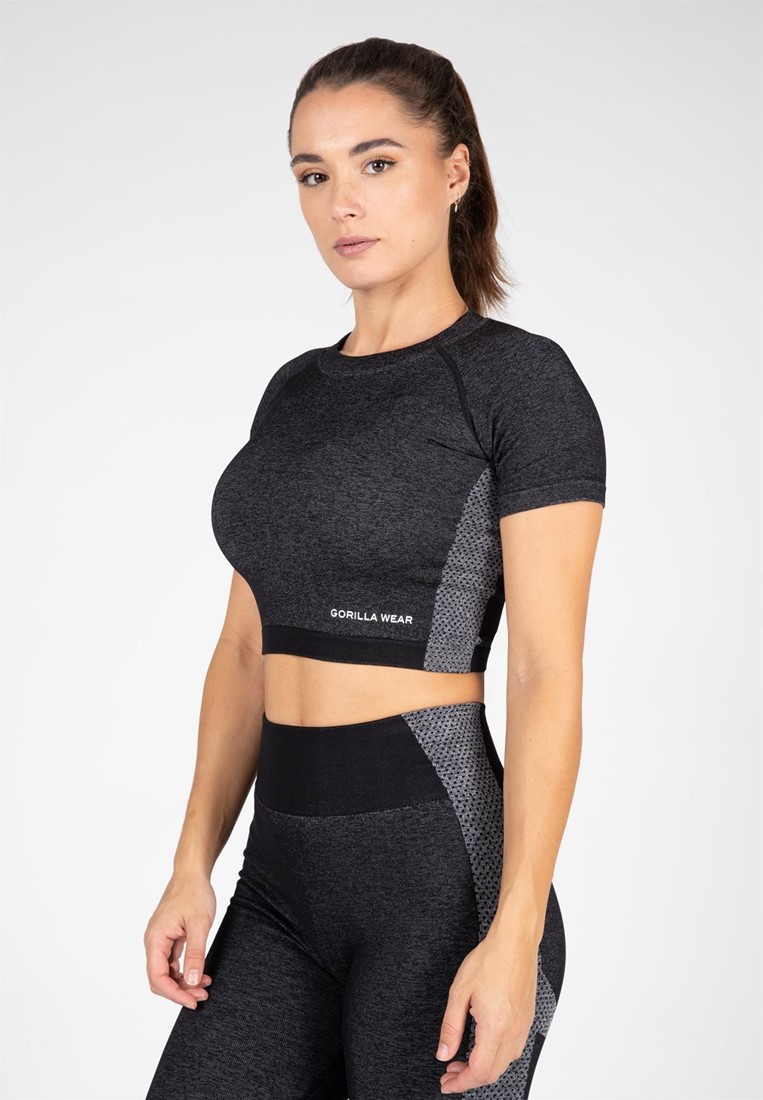 black crop top xl